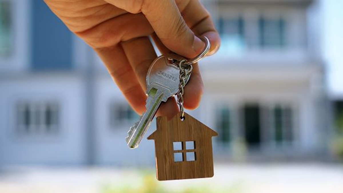 В Україні відберуть порожні держбудівлі під доступне житло: хто отримає квартири та як працюватиме проєкт