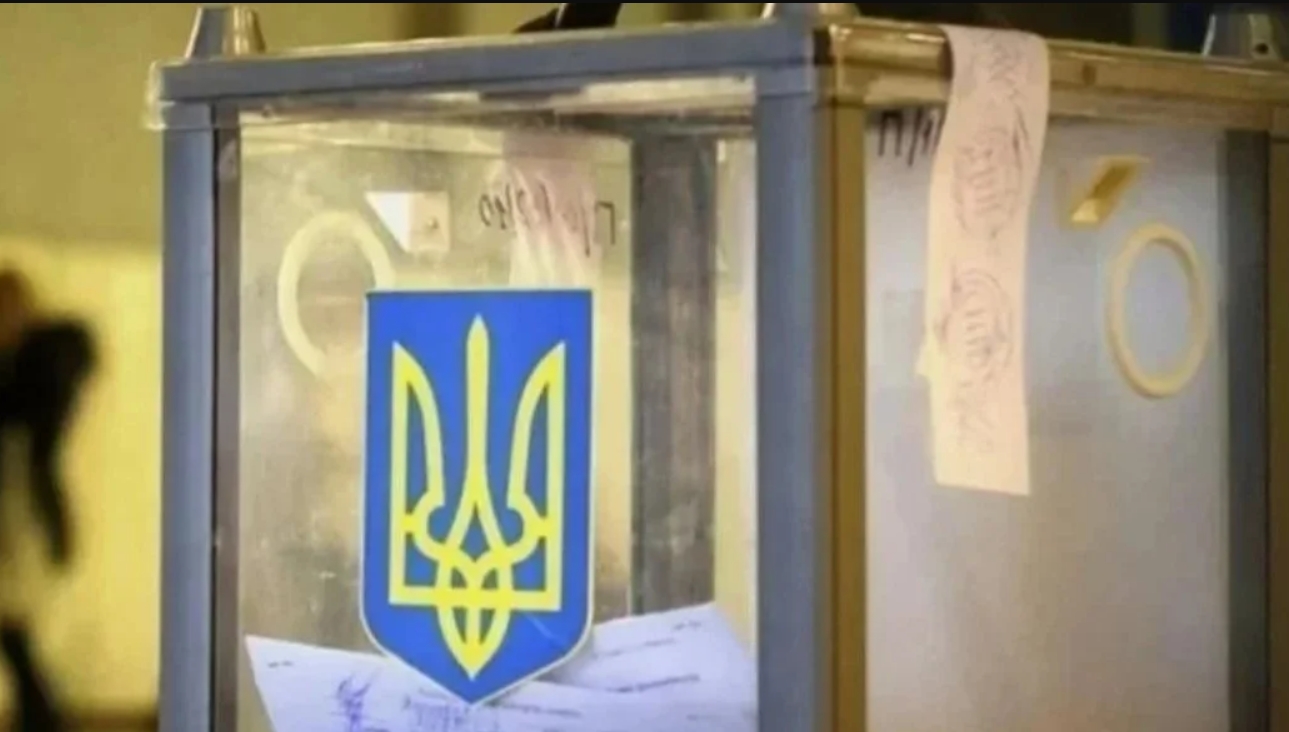 Украина может провести выборы президента и референдум в один день: FT назвала возможные сроки