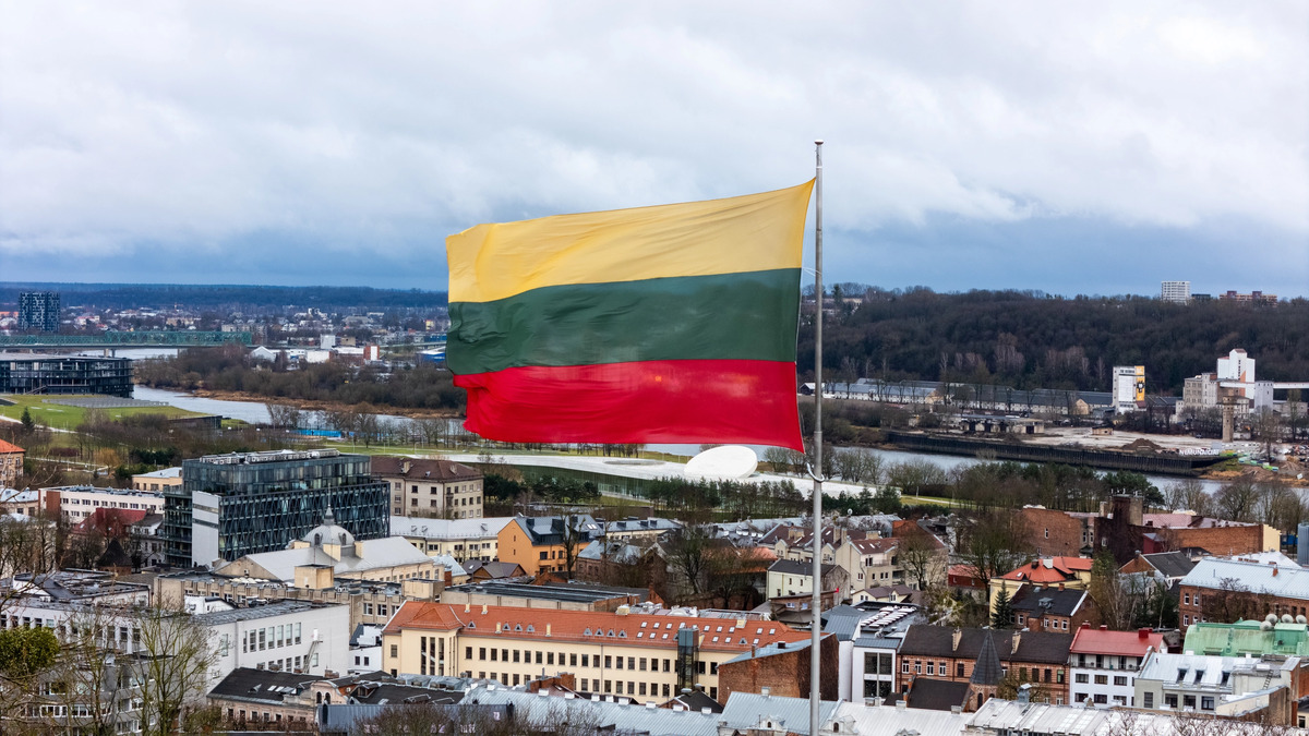 Литва передаст Украине оборудование для ремонта энергосистемы на 160 тысяч евро