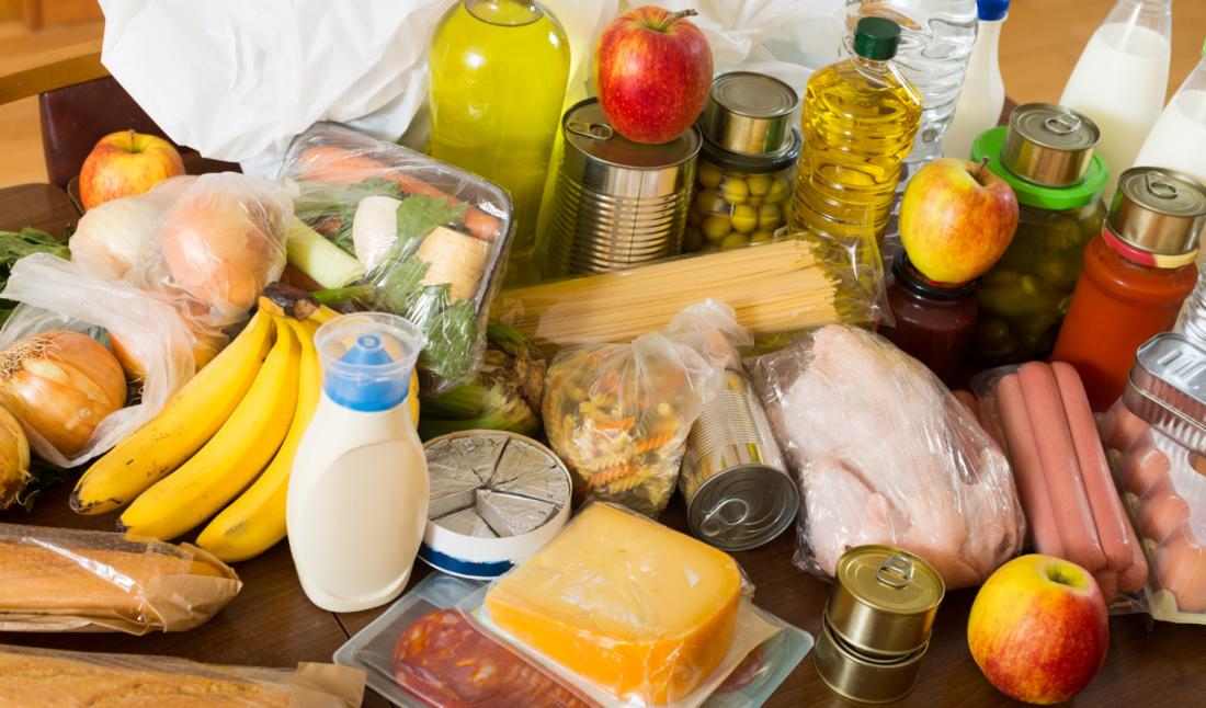 В Украине запускают систему фудбанкинга: нереализованные продукты будут передавать нуждающимся