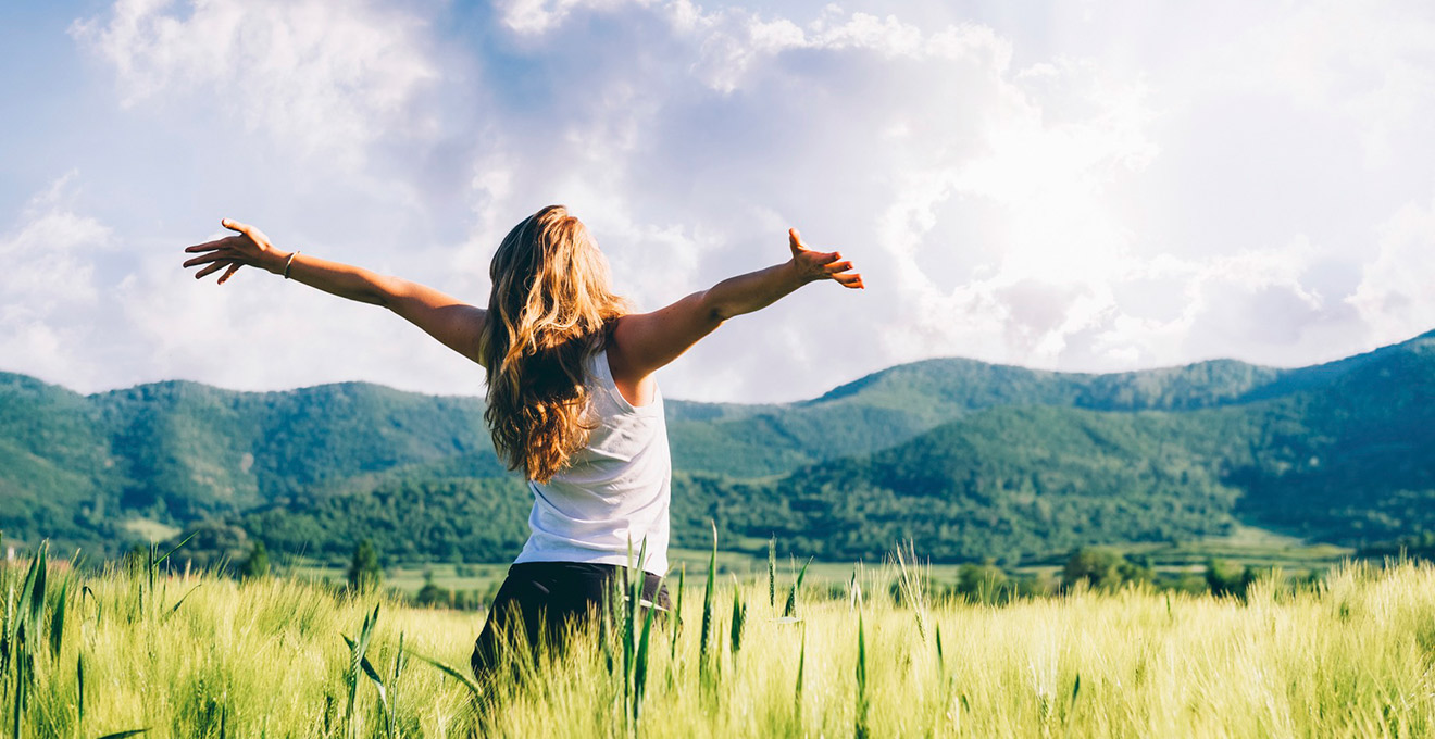 Что пить для поддержки коллагена: эксперты назвали самые полезные напитки