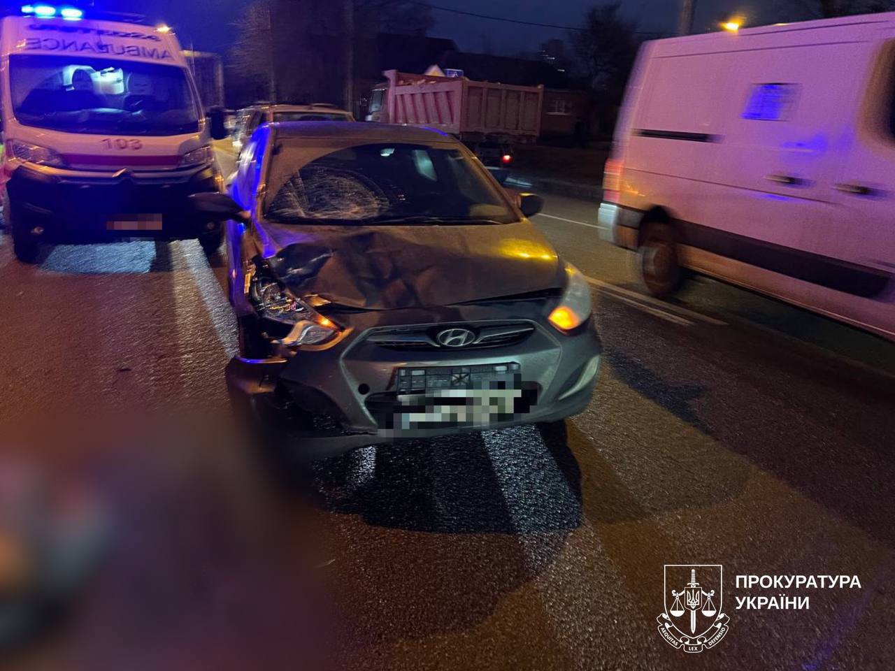 Судью, сбившую двух подростков в Харькове, будут судить: одна из пострадавших до сих пор без сознания