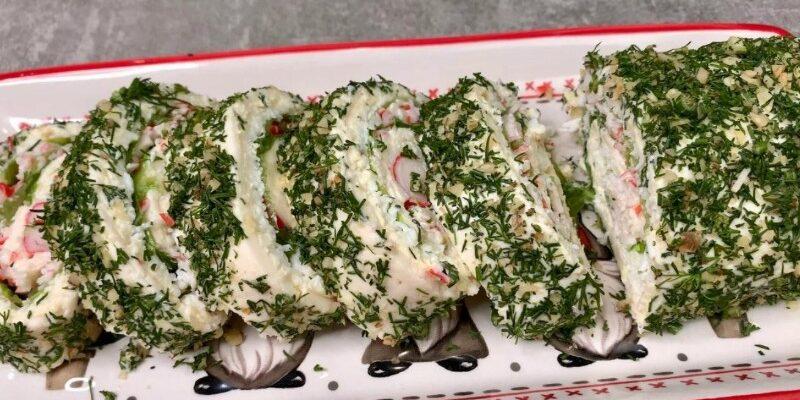 Рецепт рулета из крабовых палочек без лаваша: простое блюдо, выглядящее как ресторанное