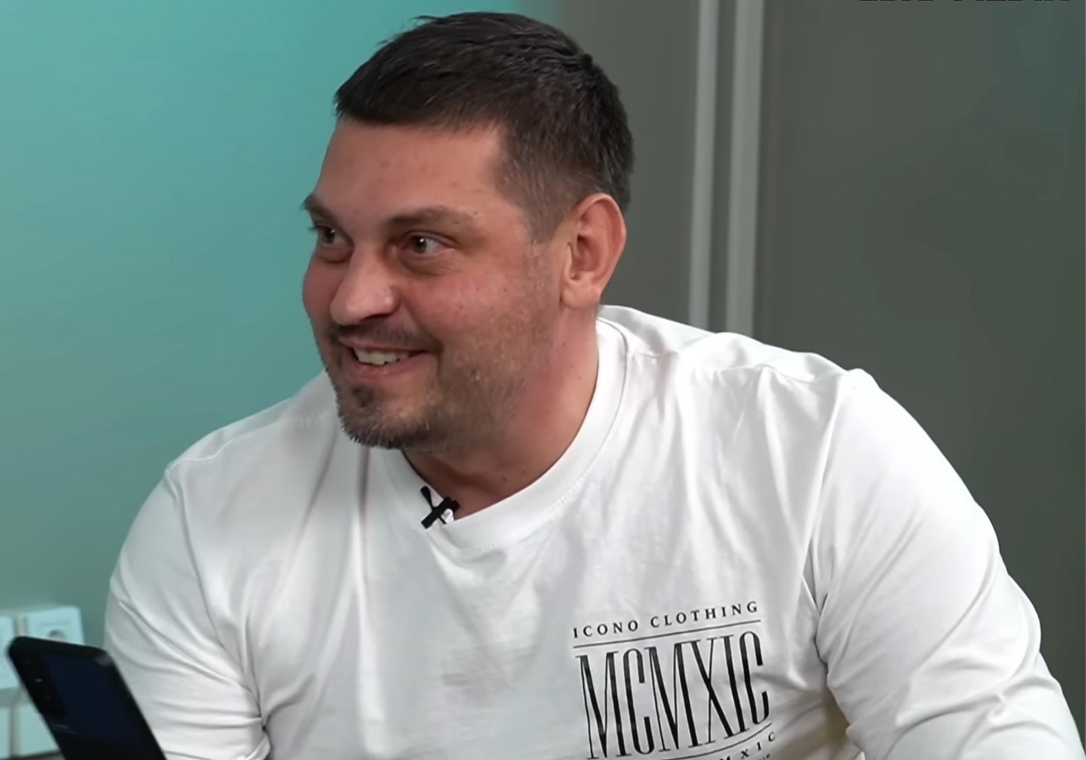 Блогер Володимир Золкін знятий з військового обліку та перебуває під протекцією ГУР, – Железняк