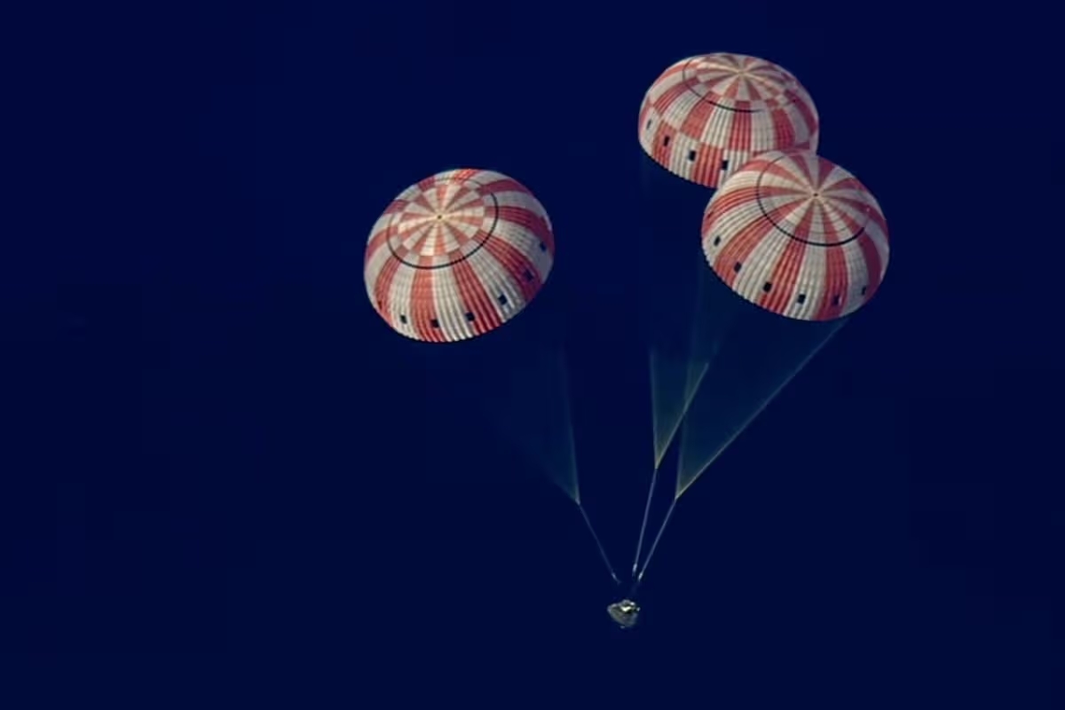 Місія «Artemis II» завершена: екіпаж Orion успішно повернувся на Землю