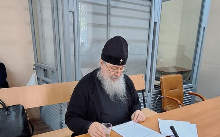 Настоятелю Святогірської лаври продовжили цілодобовий домашній арешт