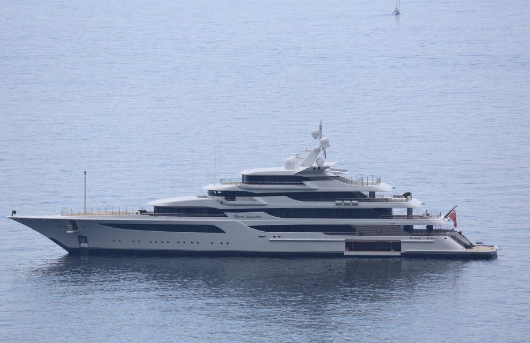 Яхту Медведчука Royal Romance готовят к продаже: АРМА перешла в активную фазу