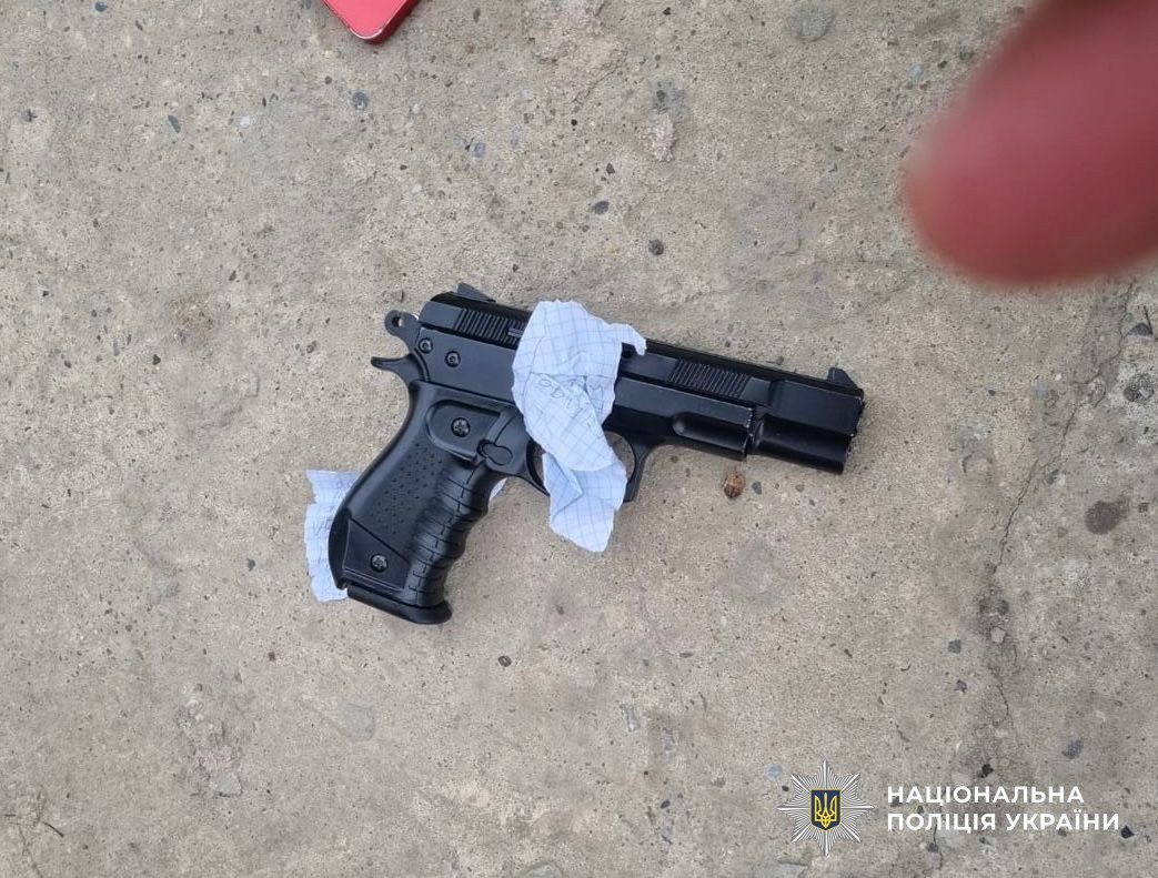 Стрілянина у школі на Закарпатті: девʼятикласник поранив однокласника під час уроку