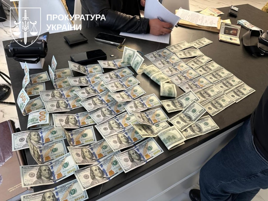 Обыски в полиции трех областей: дело было открыто из-за прикрытия «порноофисов»