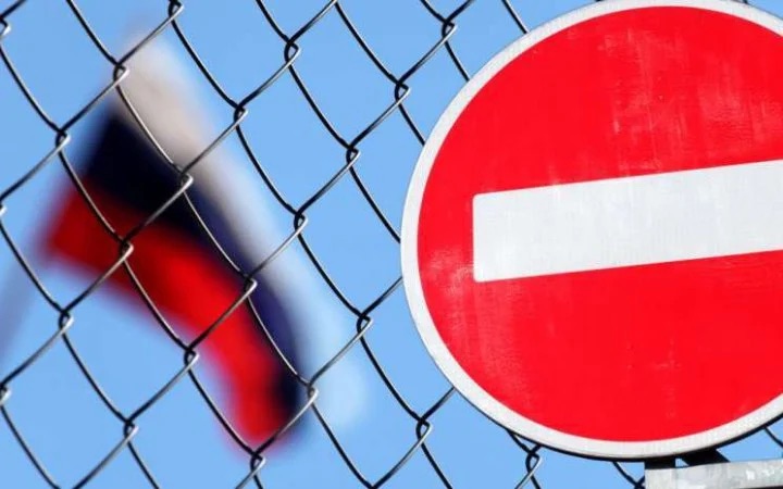 ЕС готовит 21-й пакет санкций против России: под ударом теневой флот, банки и РПЦ