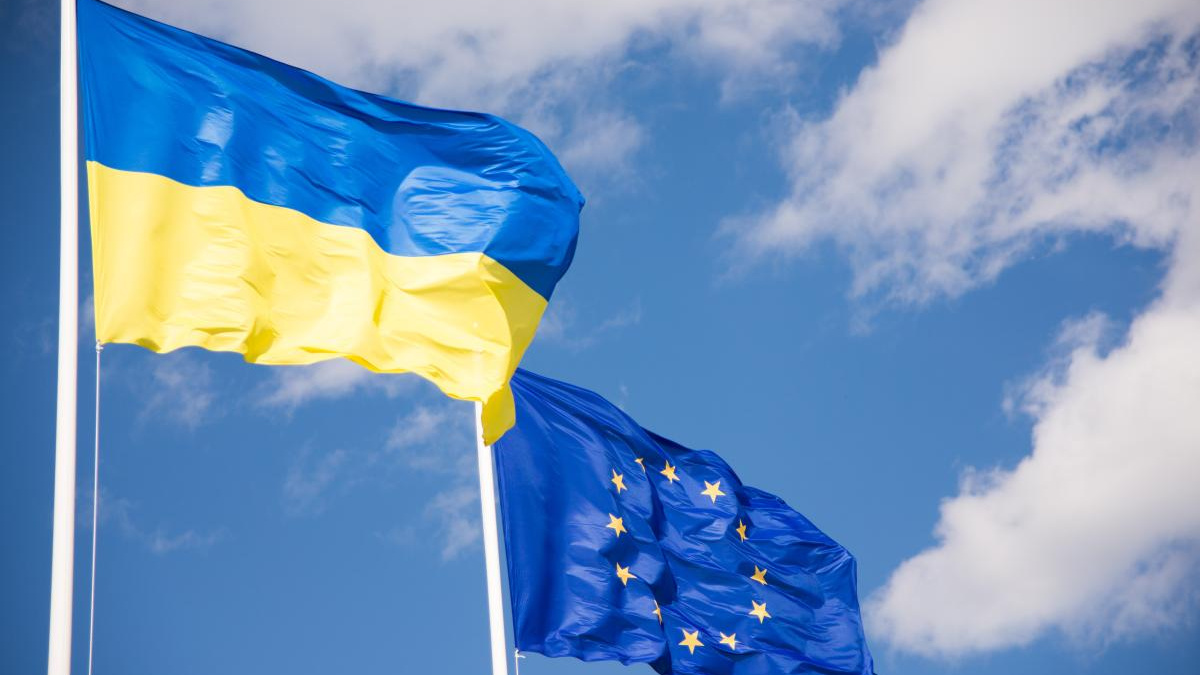 ЕС может продлить временную защиту для украинцев до 2028 года