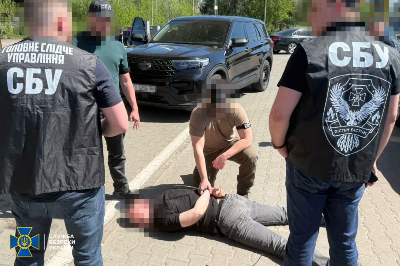 СБУ затримала керівника Житомирського обласного ТЦК: підозрюють у схемі з хабарями за уникнення мобілізації