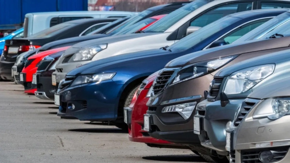 Ввезення вживаних авто в Україну перевірятимуть ретельніше: митниця запускає новий етап контролю