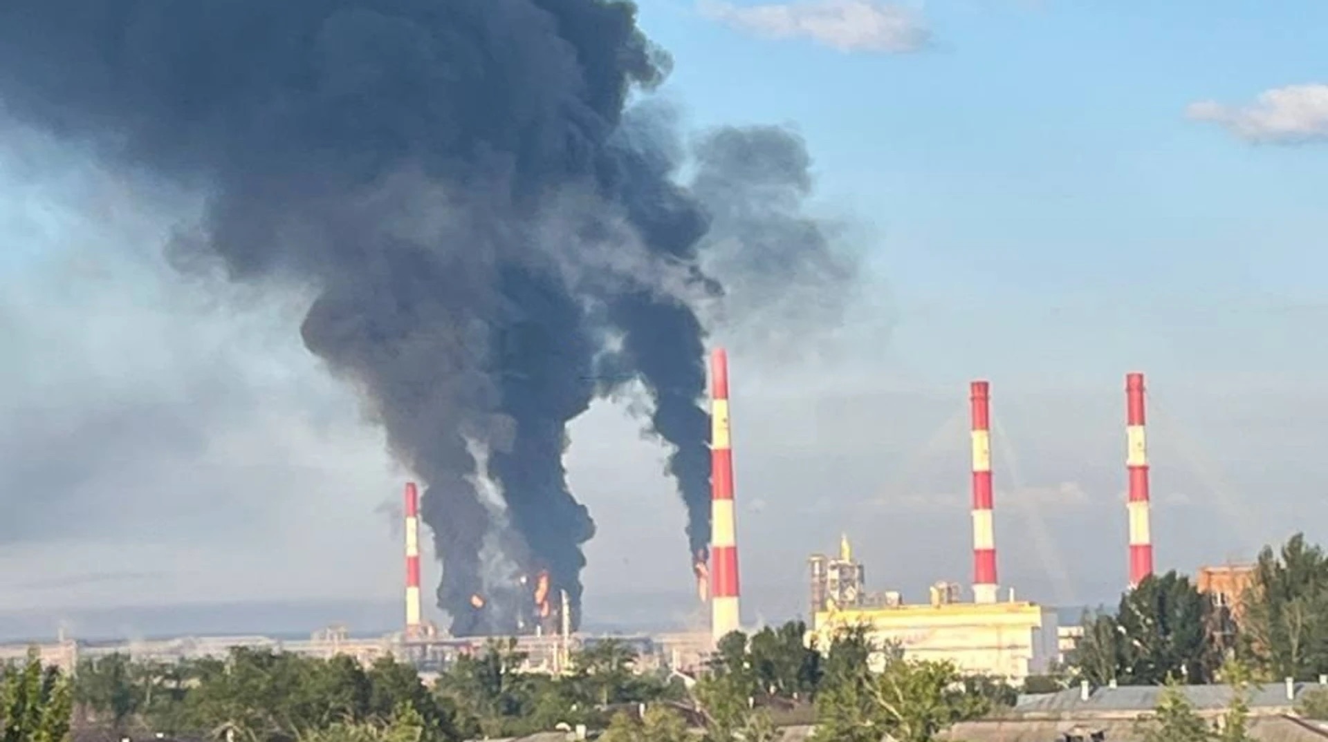 Reuters: после атаки дронов в Самаре остановился Куйбышевский нефтеперерабатывающий завод