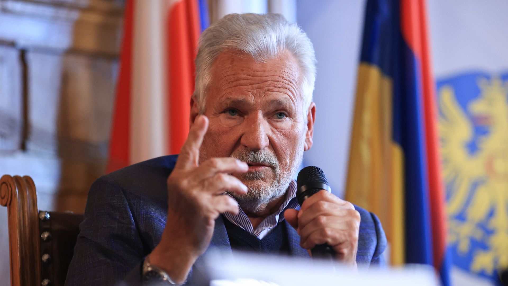 Колишній президент Польщі Кваснєвський попередив: без українців Польща «не виживе»