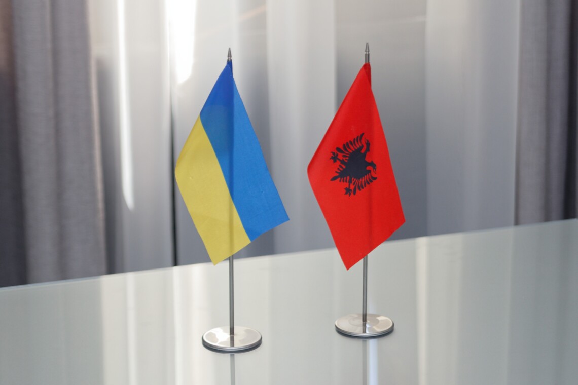 Украина и Албания подписали "транспортный безвиз": что изменится для перевозчиков и пассажиров