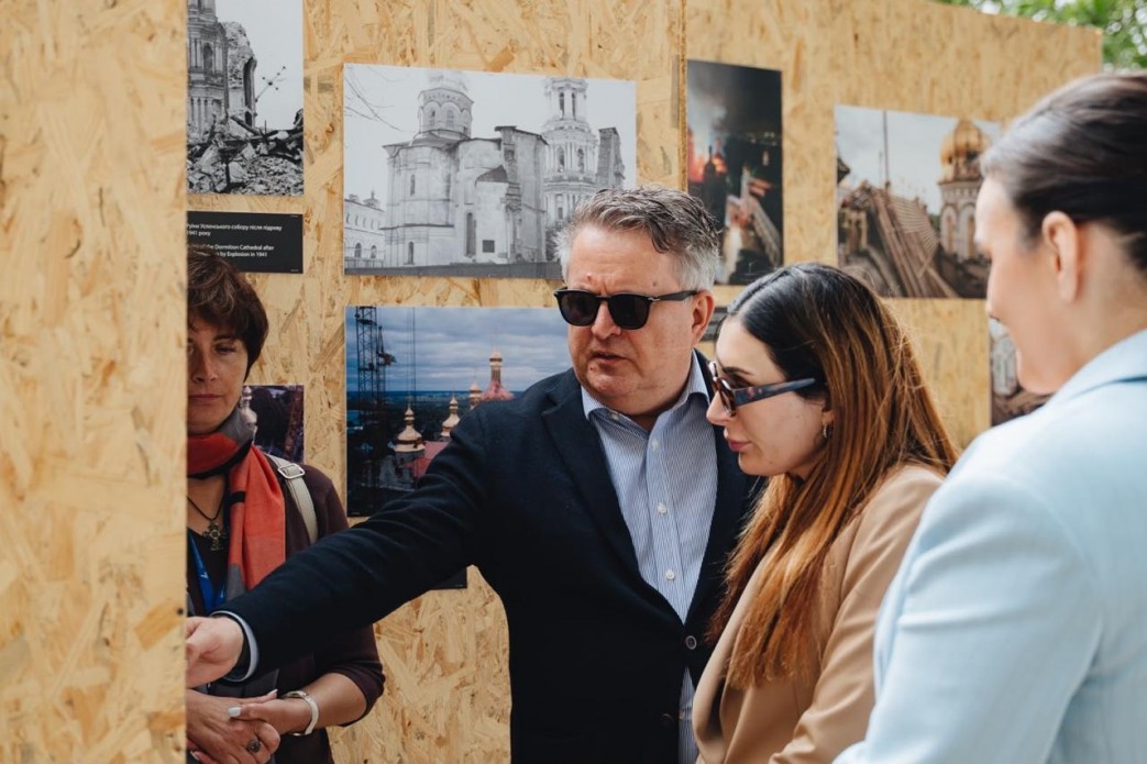 Лора Лумер вибачилася перед українцями за поширення російської дезінформації