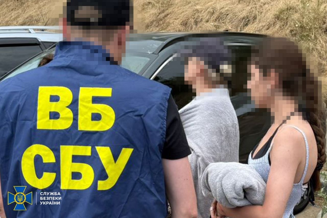 Чиновника Торгово-промышленной палаты Украины и ее сына подозревают в требовании 100 тысяч евро взятки от производителя БпЛА