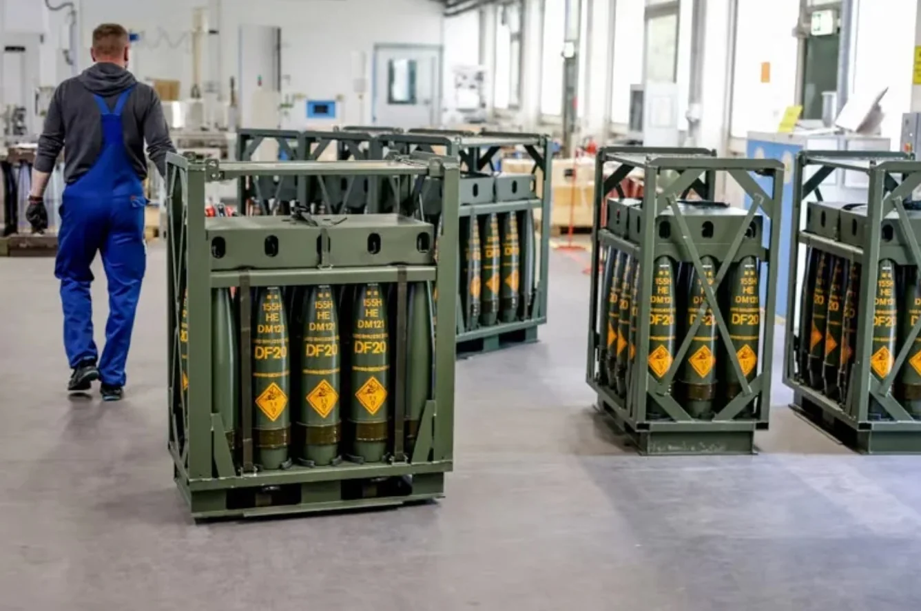 Rheinmetall начал поставки Украине новейших 155-мм снарядов собственного производства