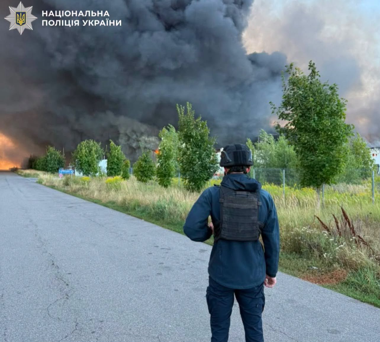 Нічна атака РФ на Київщину: є загиблий і восьмеро постраждалих, пошкоджені будинки та склади