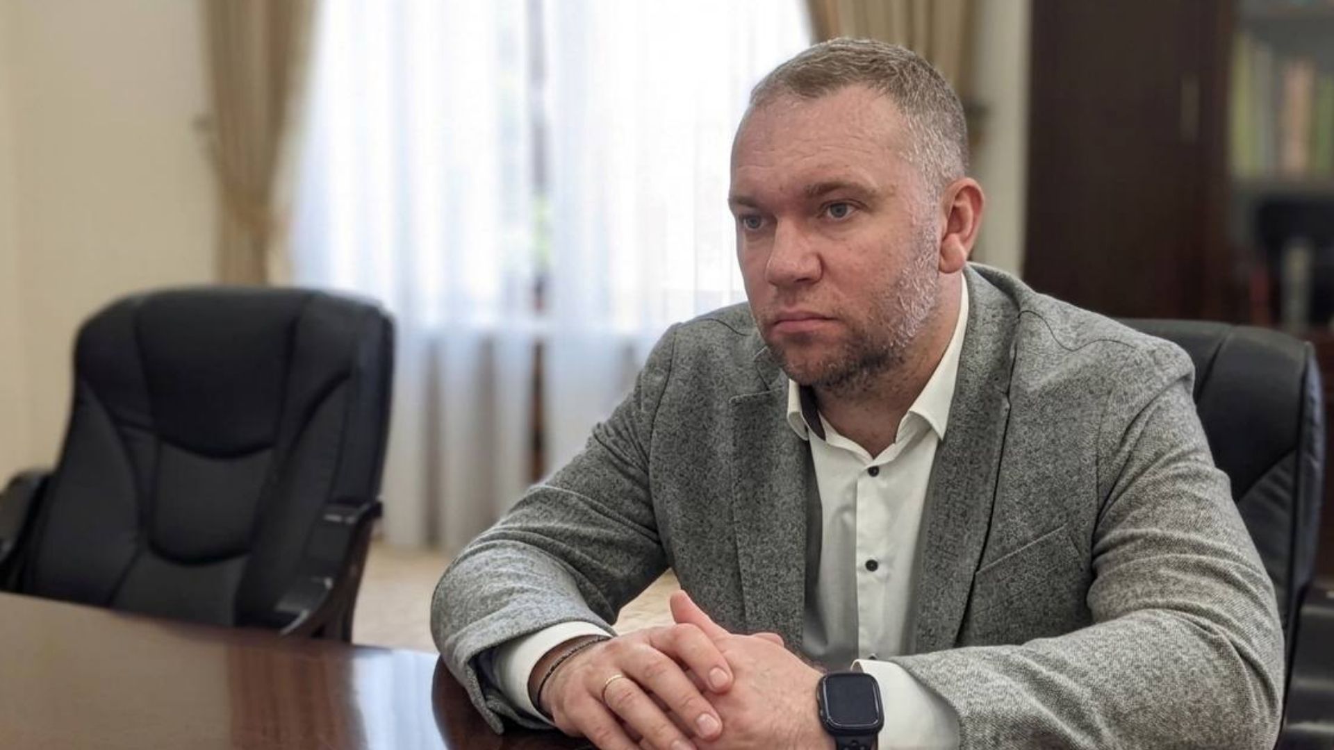 Ексдержсекретаря МЗС Олександра Банькова взяли під варту у справі про розкрадання міжнародної допомоги