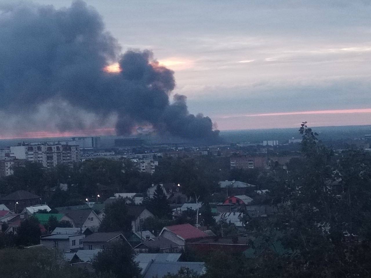 Внаслідок удару ракетою «Фламінго» в Самарі палає стратегічний оборонний завод «РКЦ Прогрес»
