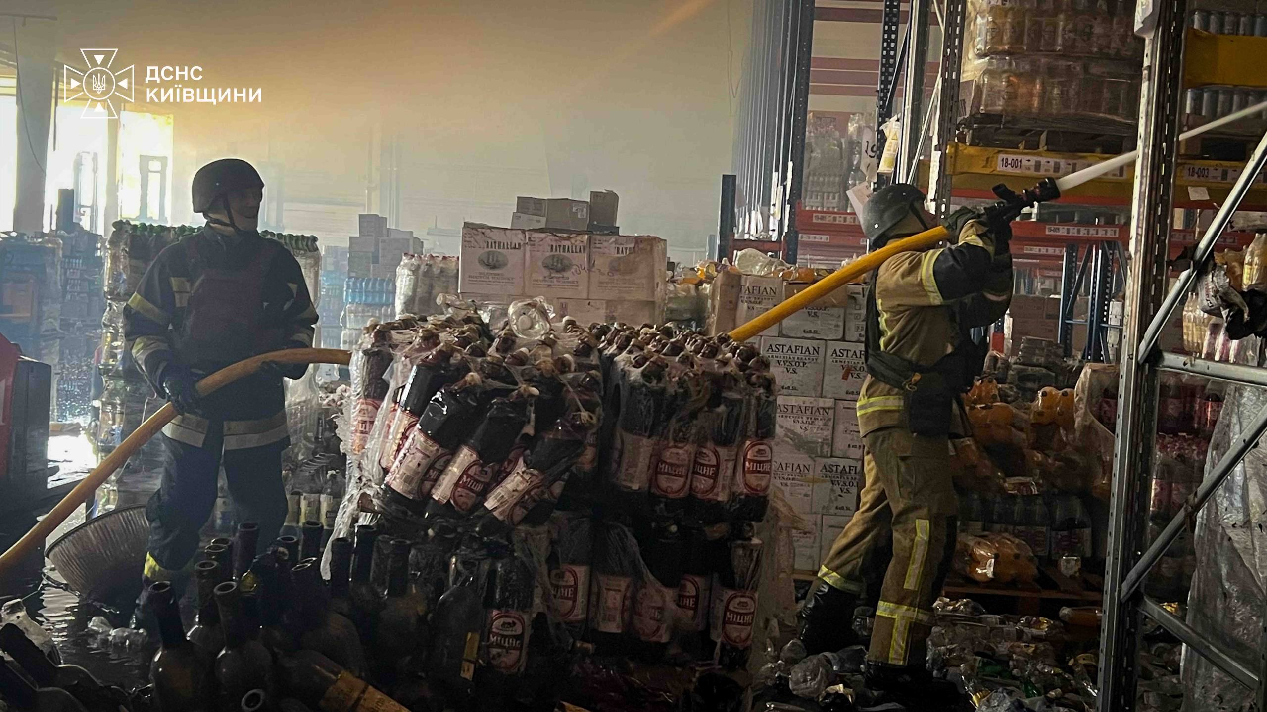 Росія вдарила по складах АТБ на Київщині: знищено велику кількість товарів