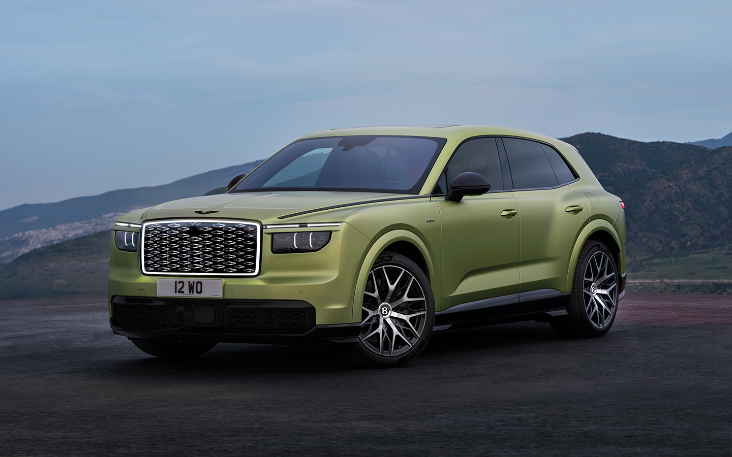 Bentley представила свій перший електромобіль Torcal: ціна стартує від $230 тисяч