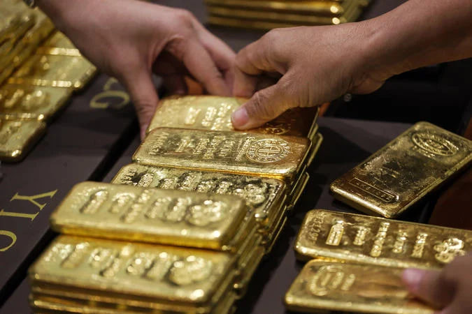 Нидерланды перевезли 86 тонн золота из США в Европу