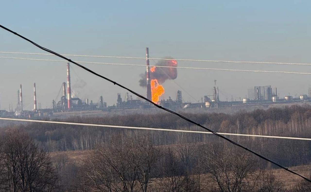 Українські дрони атакували один із НПЗ в Уфі