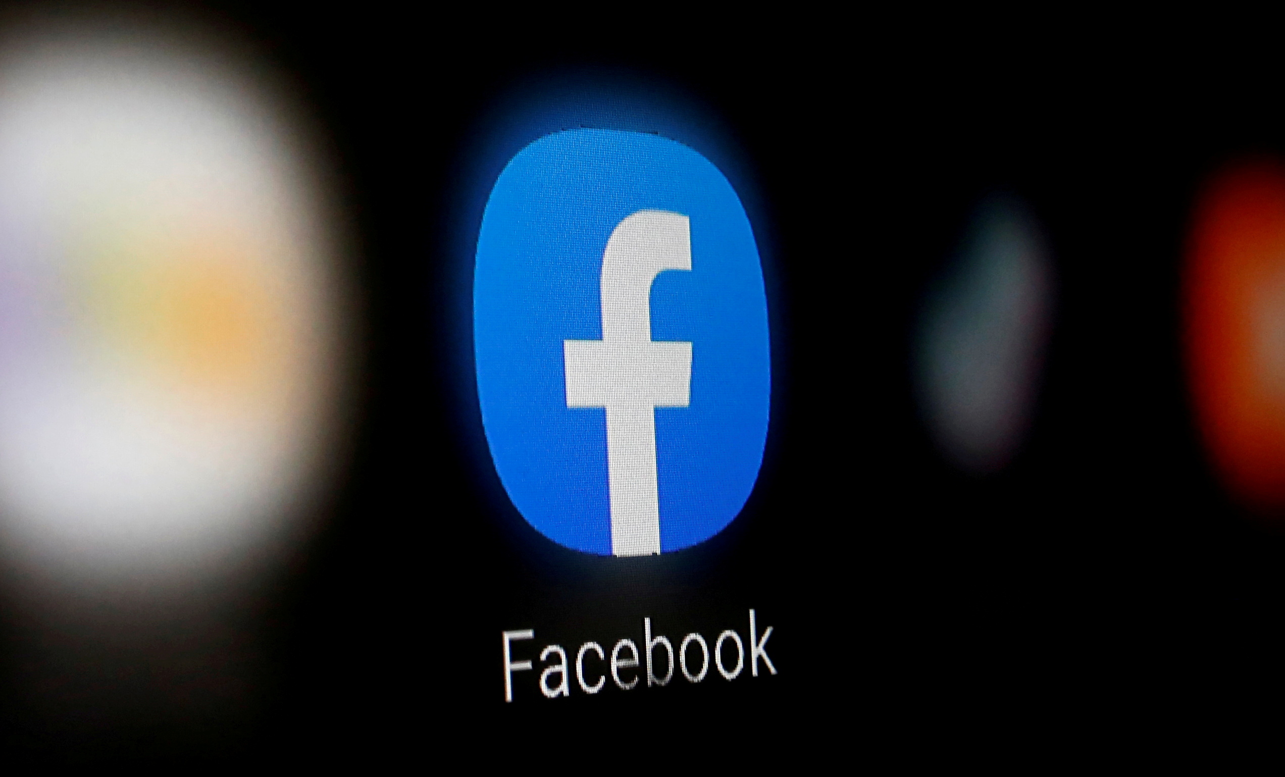 Facebook змінює стрічку рекомендацій: користувачі зможуть керувати алгоритмом
