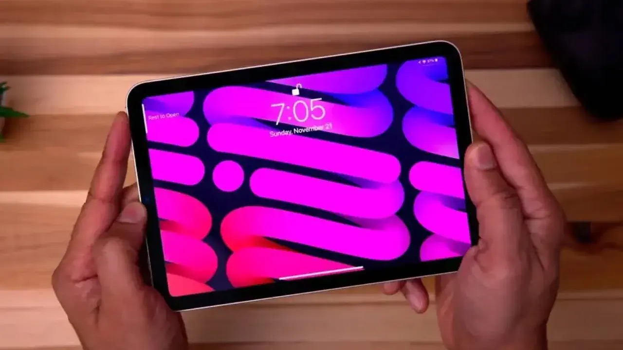 iPad mini 8 може подорожчати до $799 через OLED-екран — що змінить Apple