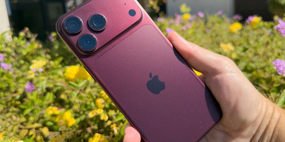 Сравнить и решить: стоит ли покупать iPhone 17 или лучше ждать iPhone 18?